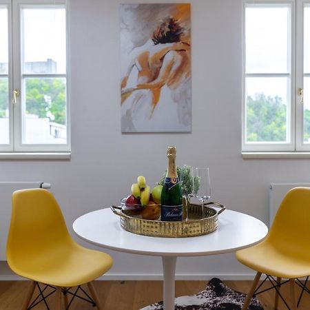 Luxurious, Charming Studio Perfect For Couples Prága Kültér fotó